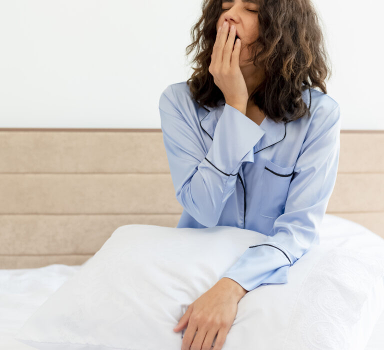 Sono ruim? 7 hábitos simples para dormir melhor sem remédio